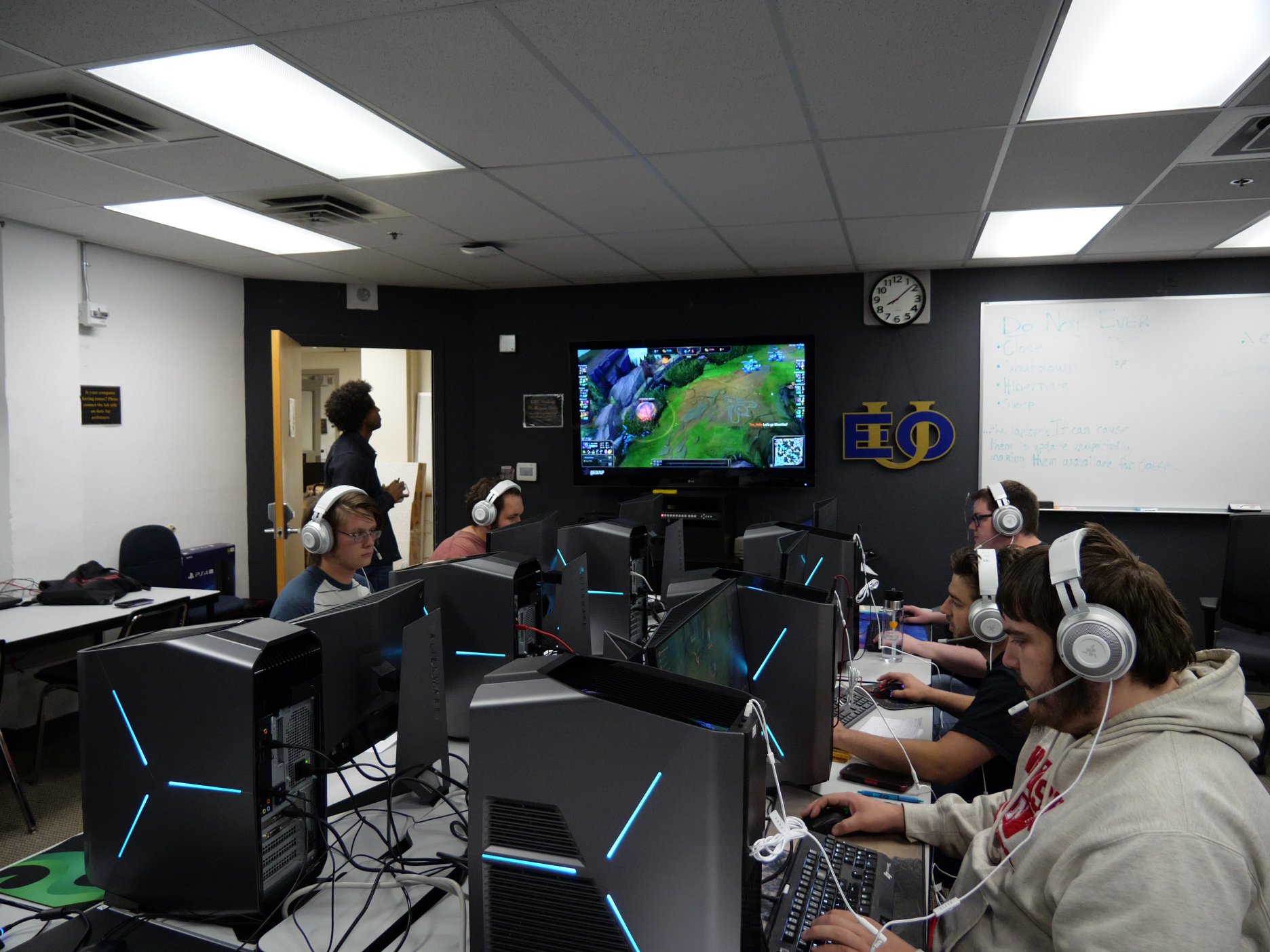 澳门金沙娱乐城app Esports Team Practice Room