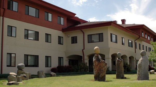 Alikut Hall Exterior